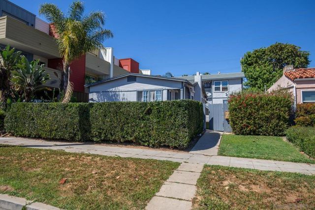 1930 34 Hornblend Street, San Diego, CA 92109