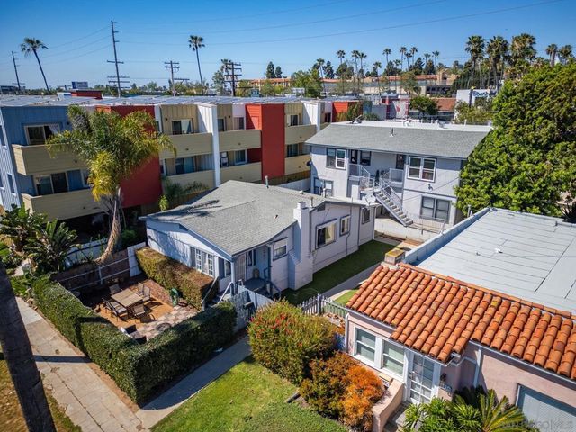 1930 34 Hornblend Street, San Diego, CA 92109