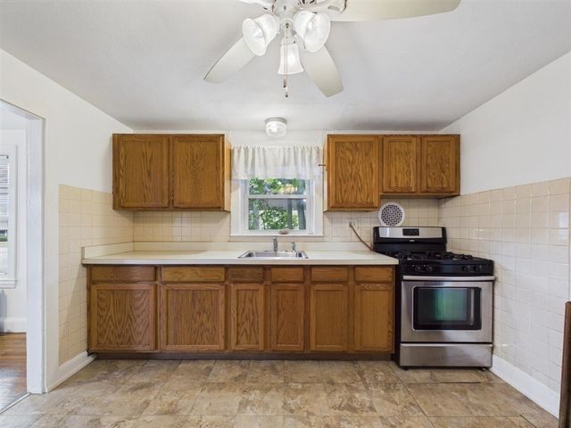 198 Pond St., Rockland, MA 02370