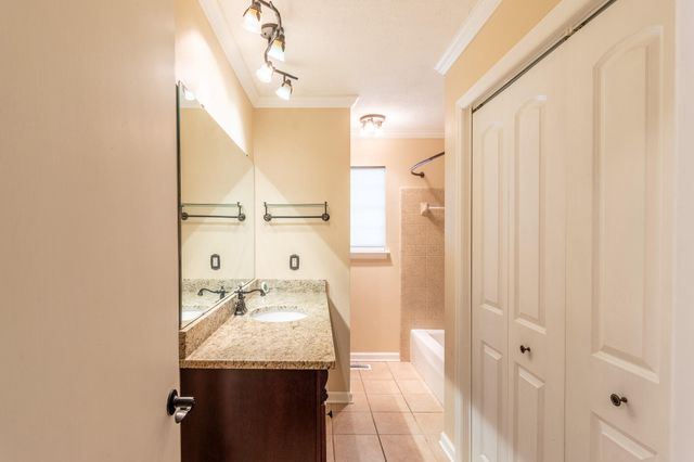 901 Spurling Drive, Hixson, TN 37343