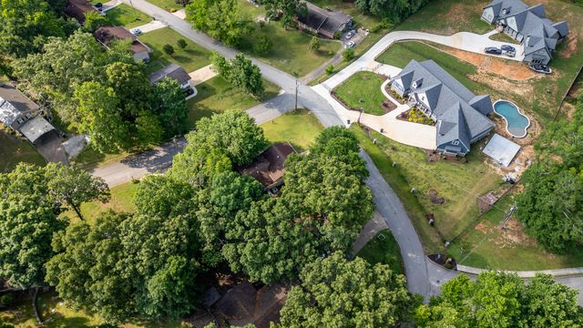 901 Spurling Drive, Hixson, TN 37343