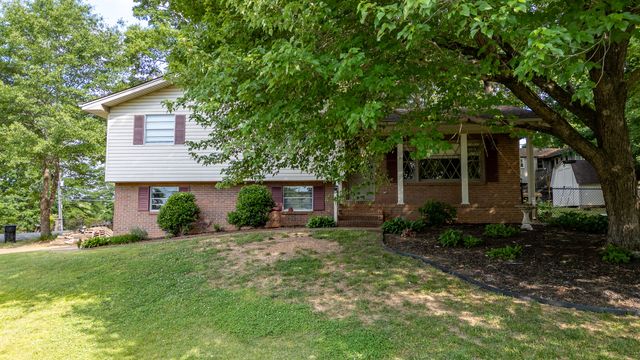 901 Spurling Drive, Hixson, TN 37343