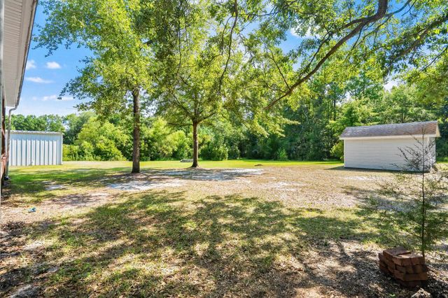 2161 Eastwoods Dr., Conway, SC 29526