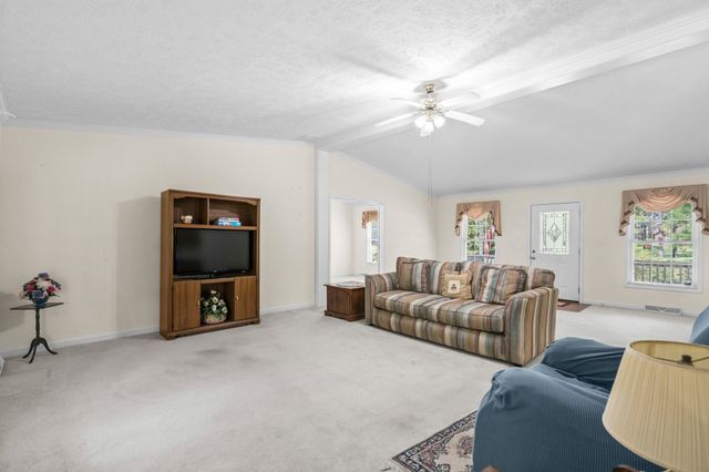 2161 Eastwoods Dr., Conway, SC 29526