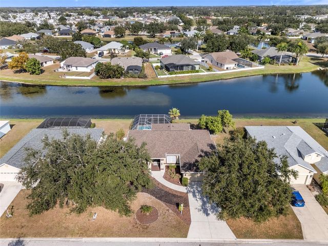 4542 35TH AVENUE CIRCLE E, Palmetto, FL 34221