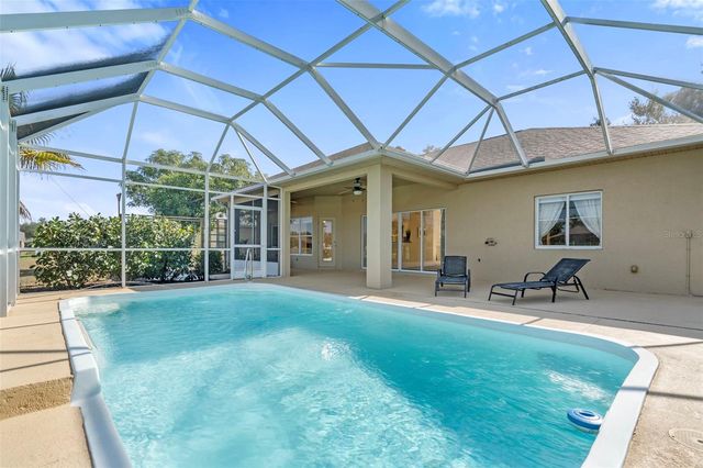 4542 35TH AVENUE CIRCLE E, Palmetto, FL 34221