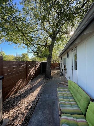 2910 Pecan Springs RD A, Austin, TX 78723