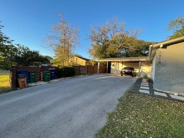 2910 Pecan Springs RD A, Austin, TX 78723