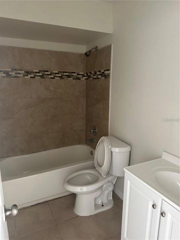 6712 S JUANITA STREET A, Tampa, FL 33616