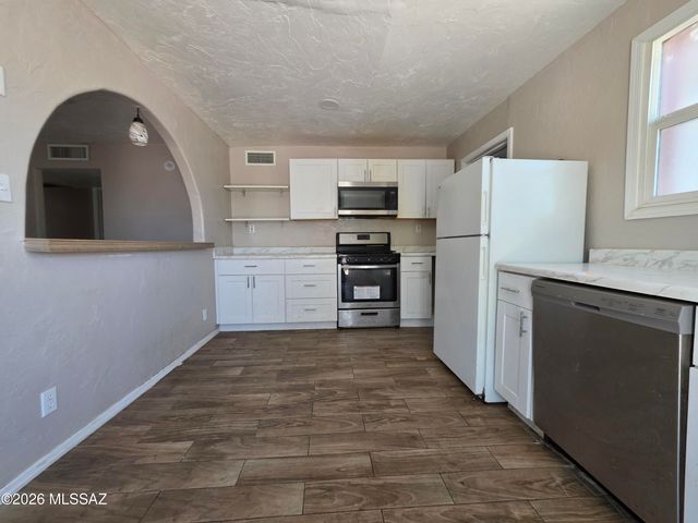 1620 S Santa Rita Avenue, Tucson, AZ 85713