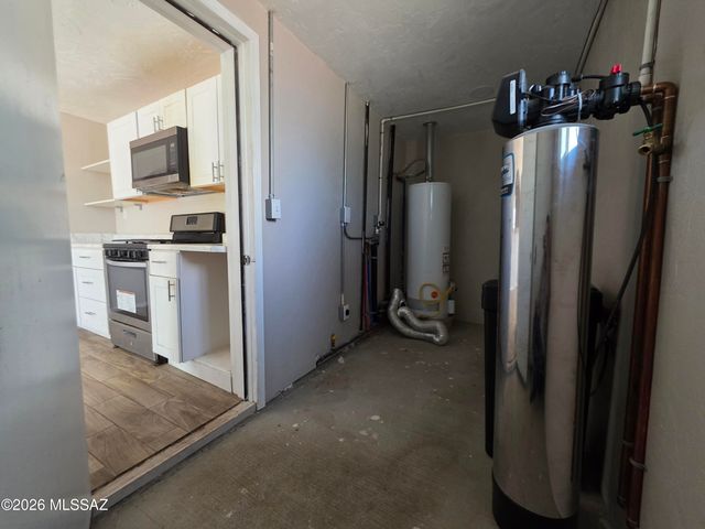 1620 S Santa Rita Avenue, Tucson, AZ 85713