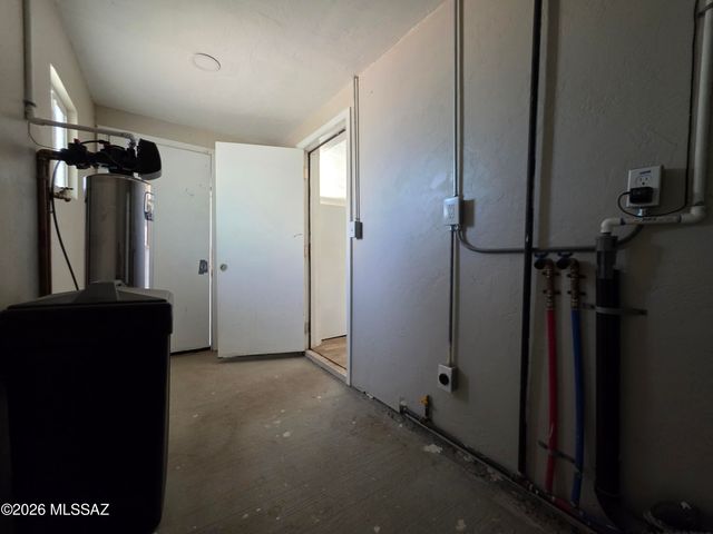 1620 S Santa Rita Avenue, Tucson, AZ 85713