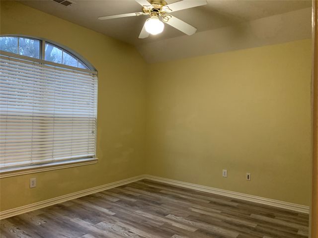 1313 Limestone Creek Drive, Keller, TX 76248