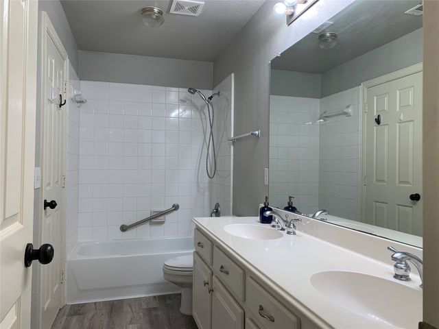 1313 Limestone Creek Drive, Keller, TX 76248