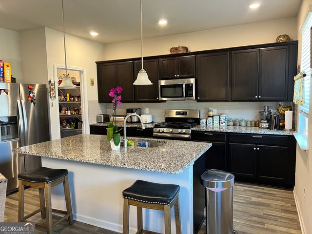 372 Layfield Drive, Jonesboro, GA 30238