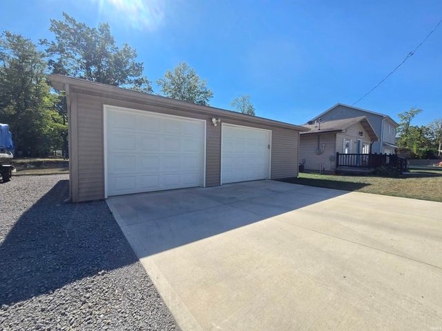 5879 W Lewis Street, Albion, IN 46701