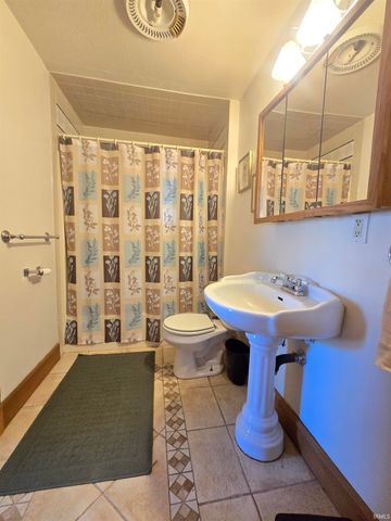 5879 W Lewis Street, Albion, IN 46701