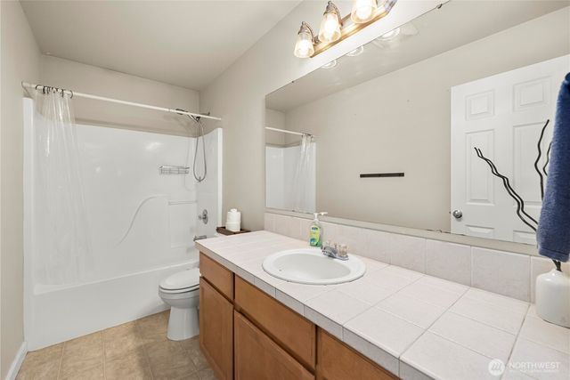 7102 116th Street E, Puyallup, WA 98373