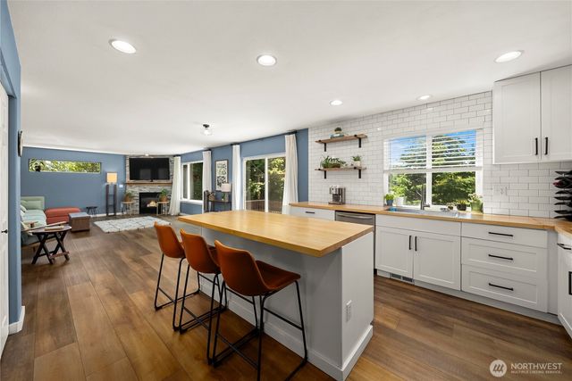 7102 116th Street E, Puyallup, WA 98373
