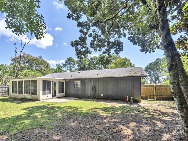 408 Joellen Lane, Fort Walton Beach, FL 32547