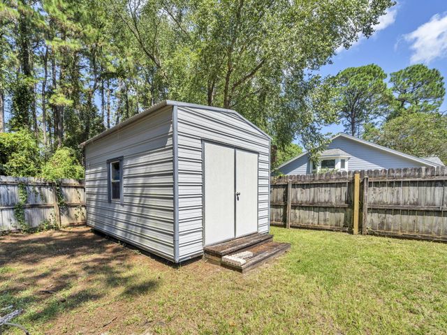 408 Joellen Lane, Fort Walton Beach, FL 32547