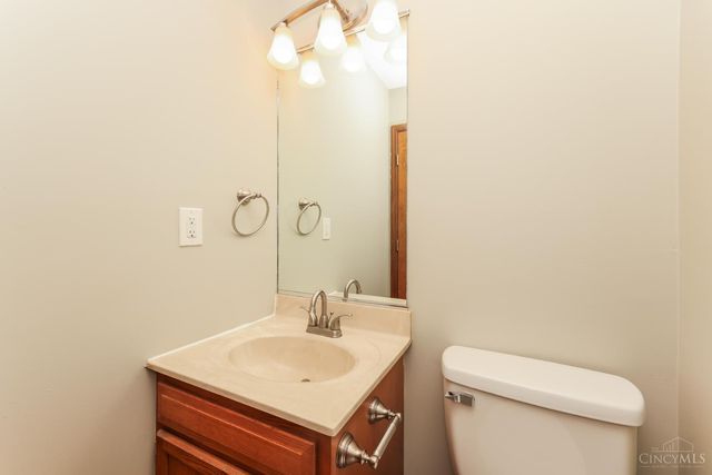 6933 Torrington Drive, Franklin Twp, OH 45005