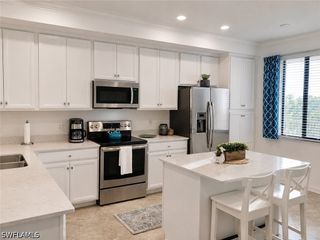 9596 Trevi CT 5435, Naples, FL 34113