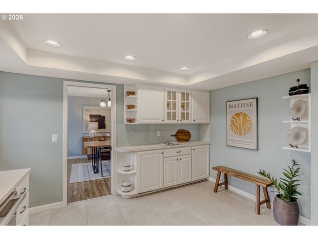 13039 Ne MORRIS St, Portland, OR 97230