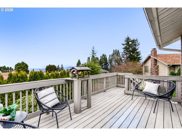 13039 Ne MORRIS St, Portland, OR 97230