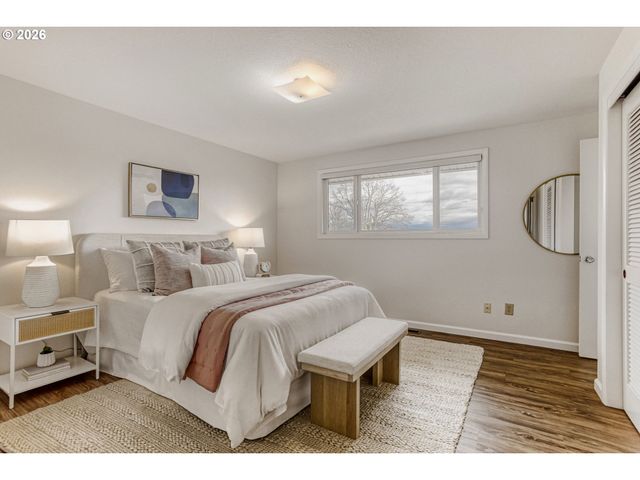 13039 Ne MORRIS St, Portland, OR 97230