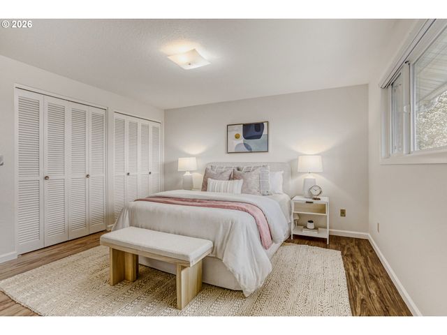 13039 Ne MORRIS St, Portland, OR 97230