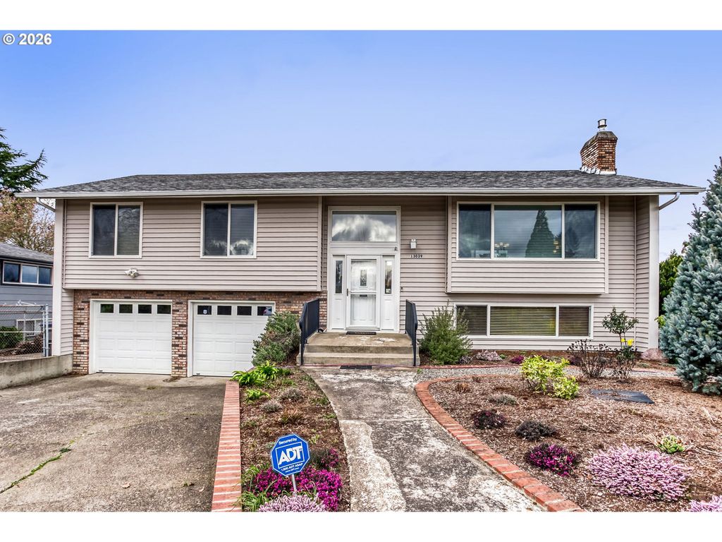 13039 Ne MORRIS St, Portland, OR 97230