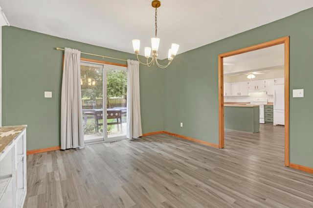 885 Hickory Road, Heath, OH 43056