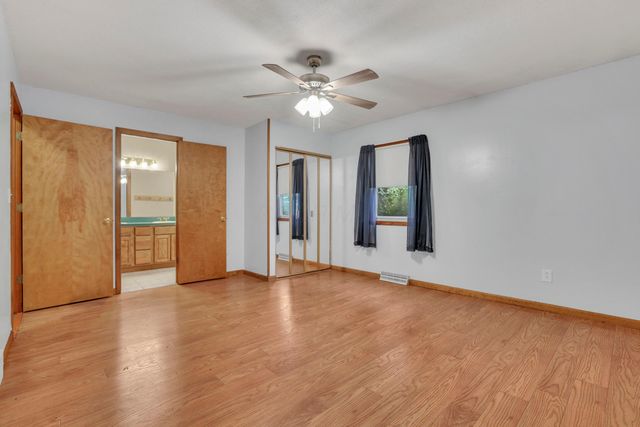 885 Hickory Road, Heath, OH 43056