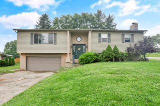 885 Hickory Road, Heath, OH 43056