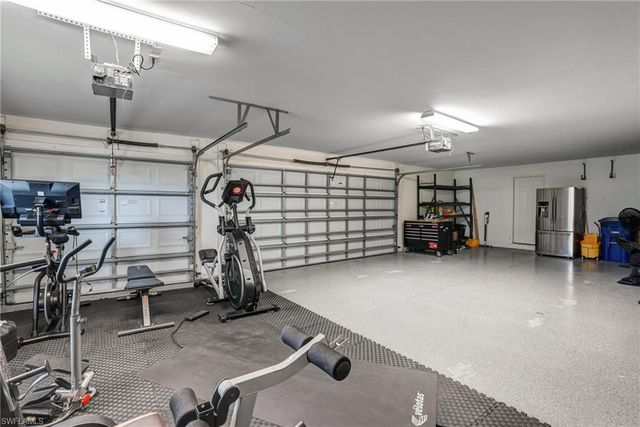 4582 Fairloop RUN, Lehigh Acres, FL 33973