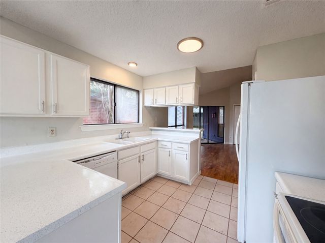 6806 Fire Hill Drive, Fort Worth, TX 76137