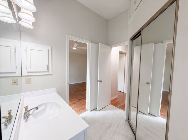 6806 Fire Hill Drive, Fort Worth, TX 76137