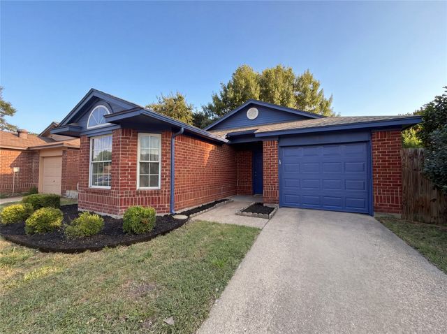 6806 Fire Hill Drive, Fort Worth, TX 76137