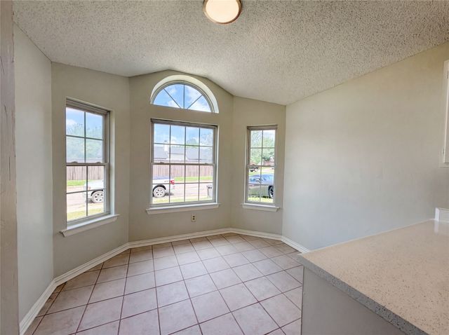 6806 Fire Hill Drive, Fort Worth, TX 76137