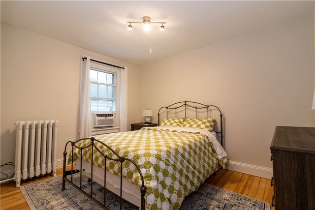 21 School Street 3, Newport, RI 02840