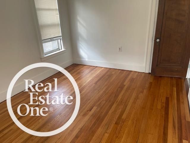 1311 Somerset Avenue, Grosse Pointe Park, MI 48230