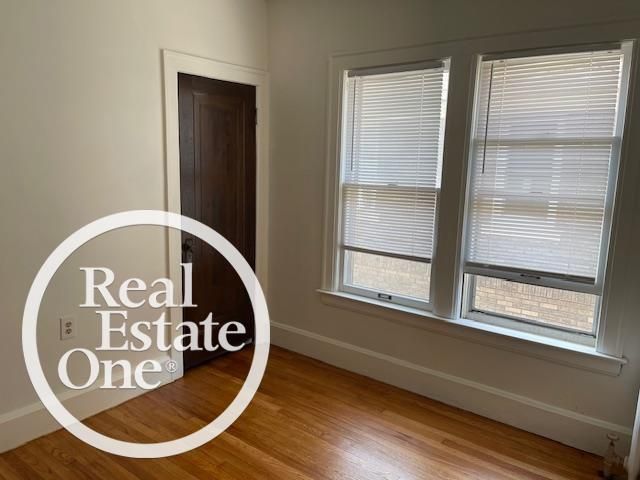 1311 Somerset Avenue, Grosse Pointe Park, MI 48230