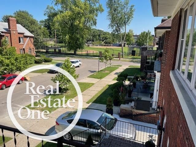 1311 Somerset Avenue, Grosse Pointe Park, MI 48230