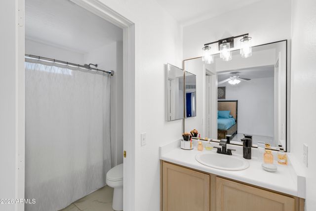 30052 N SUNRAY Drive, San Tan Valley, AZ 85143