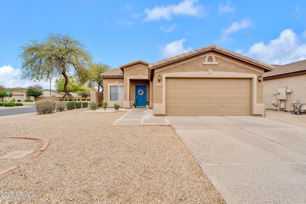 30052 N SUNRAY Drive, San Tan Valley, AZ 85143 — photo 2