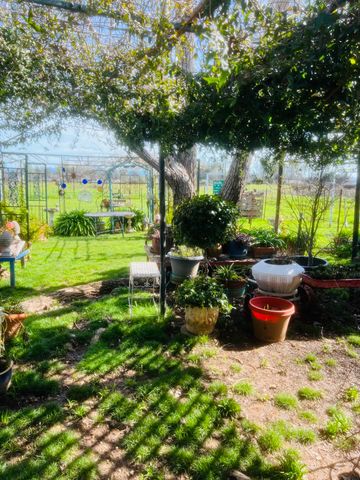 5243 Poplar Avenue, Anderson, CA 96007