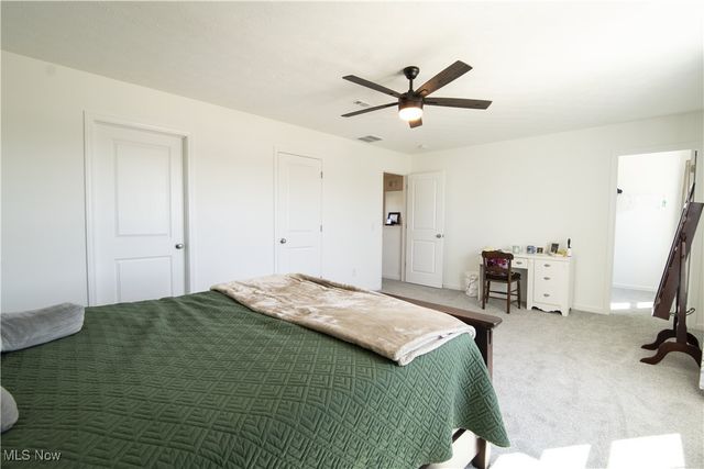 3047 Mcintosh Drive NE, Louisville, OH 44641