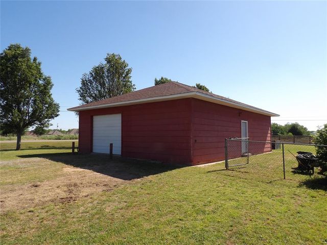101 Siara Drive, Shawnee, OK 74804