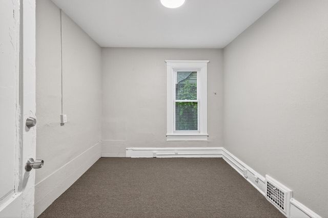 812 7th Street SE, Minneapolis, MN 55414